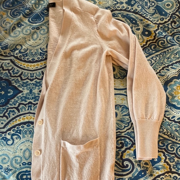 Banana Republic Cardigan - Picture 2 of 6